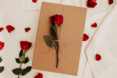 Quel cadeau offrir pour une première Saint-Valentin ?