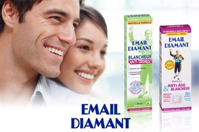 Pack de dentifrices Email Diamant blanchissants à 17,90 € au lieu de 36 €