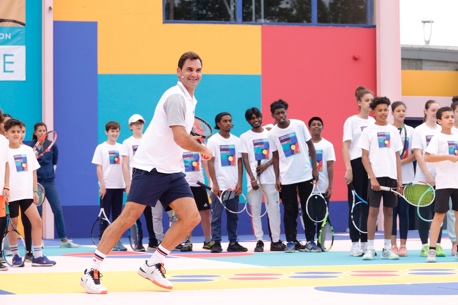 Roger Federer et UNIQLO : un tour du monde culturel et sportif à Paris
