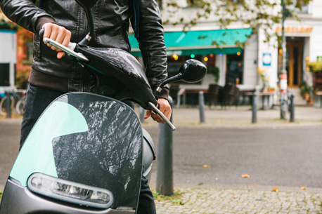 Se déplacer à Paris : les avantages clés du scooter électrique