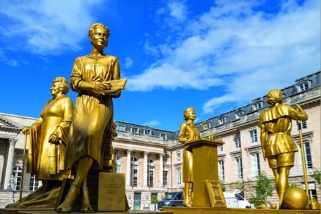 Visite gratuite 10 statues femmes jeux olympiques