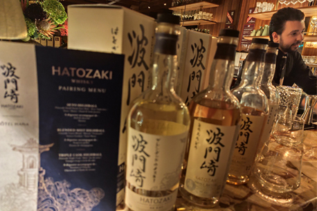 Découvrez le whisky Hatozaki, une invitation à la découverte des saveurs japonaises