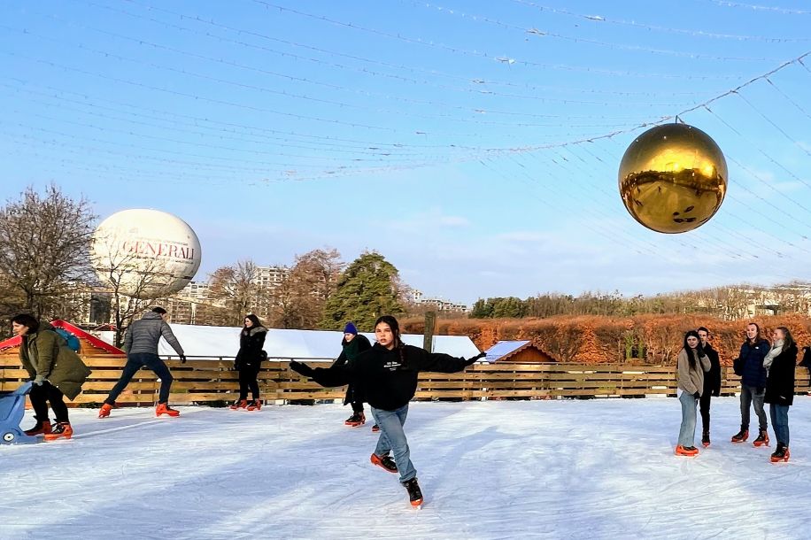 Patins en Folie : glisse et ambiance de Noël au Parc Citroën