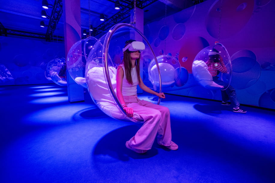 Illusions, sensations et bulles géantes avec l'expérience immersive Bubble Planet