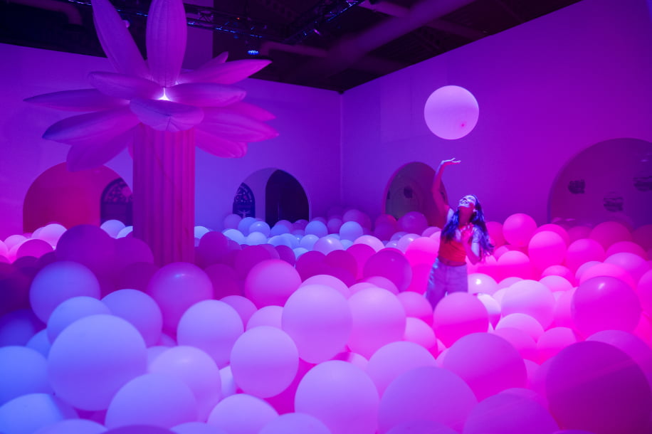 Illusions, sensations et bulles géantes avec l'expérience immersive Bubble Planet