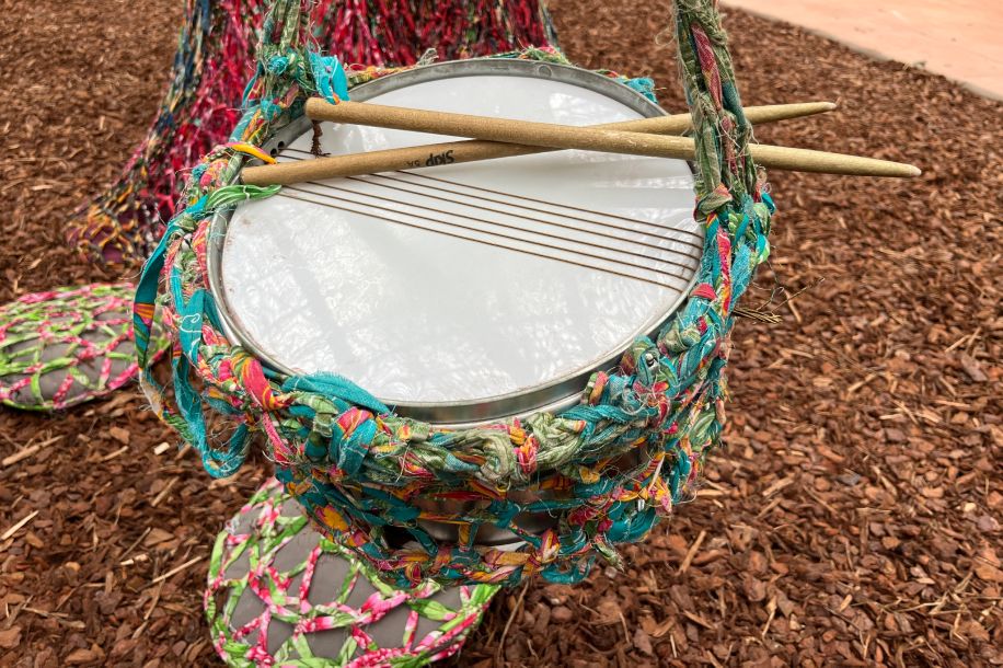 L'installation géante en crochet gratuite d'Ernesto Neto au Grand Palais