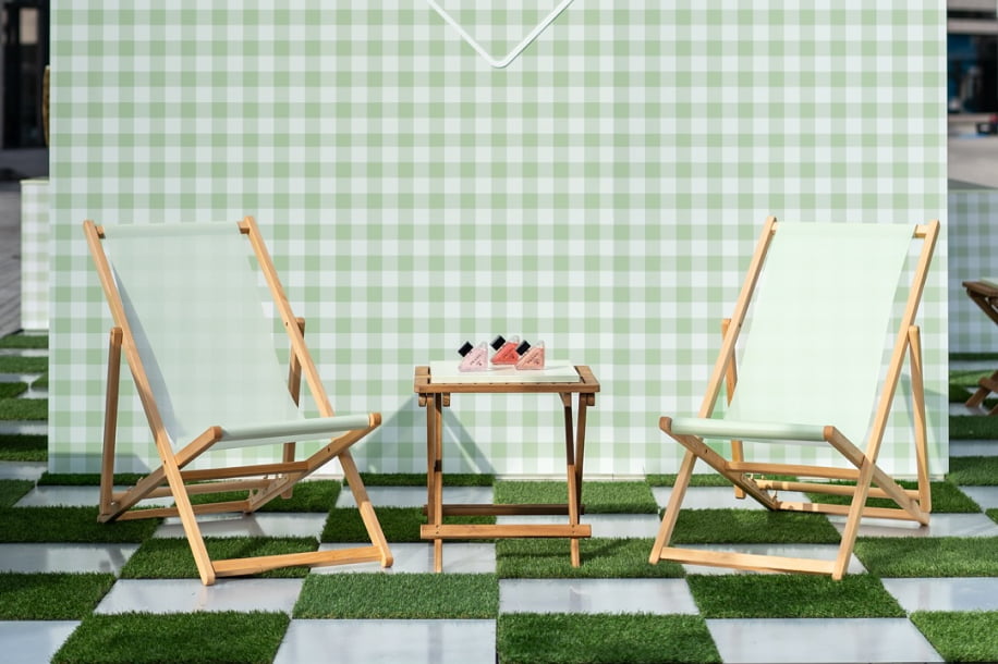 Prada Picnic : le pop up gratuit avec make up, parfums, glaces et surprises à emporter !