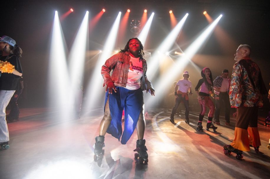 Patins, paillettes et disco avec le bal roller disco gratuit en plein air du 11e
