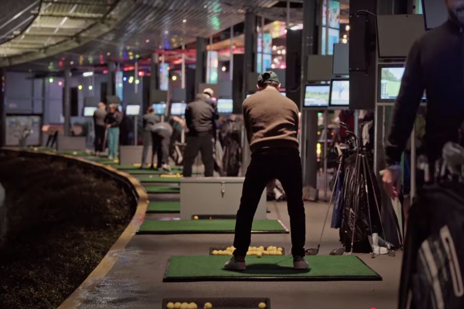 Off Golf : une nouvelle adresse festive pour tester le golf connecté dans les Yvelines !
