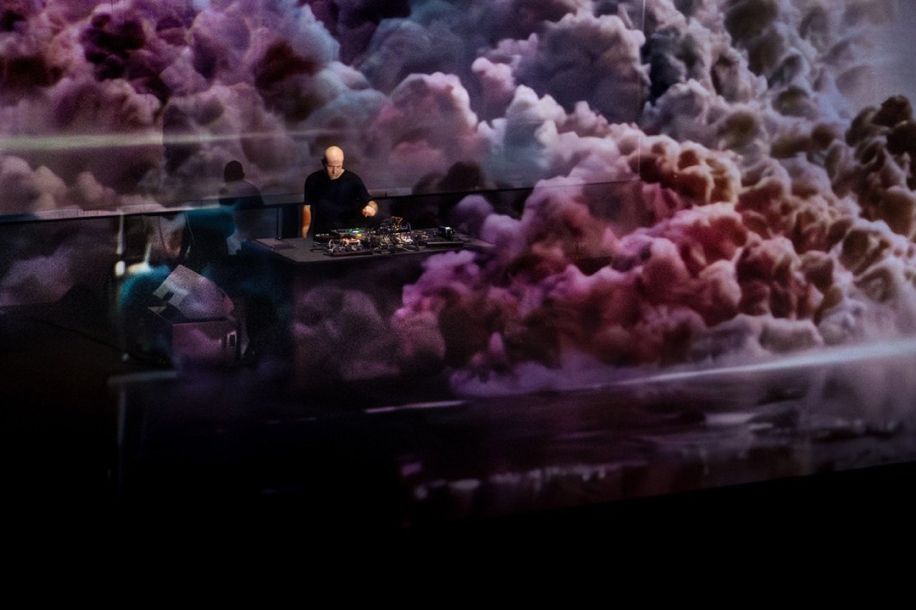 Soirée d'inauguration gratuite avec concerts immersifs gratuits et performances visuelles pour la Biennale Némo 2025