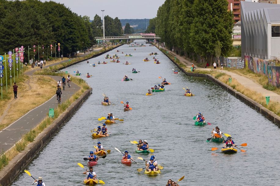Sortez les pagaies et descendez le canal de l'Ourcq en kayak !